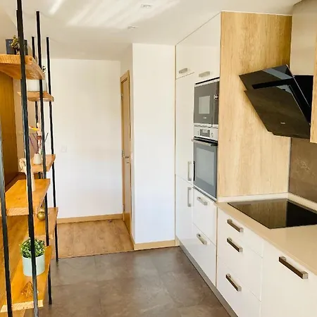 Lovely Apartment For Family And Group Of Friends Povoa de Santa Iria Exterior photo