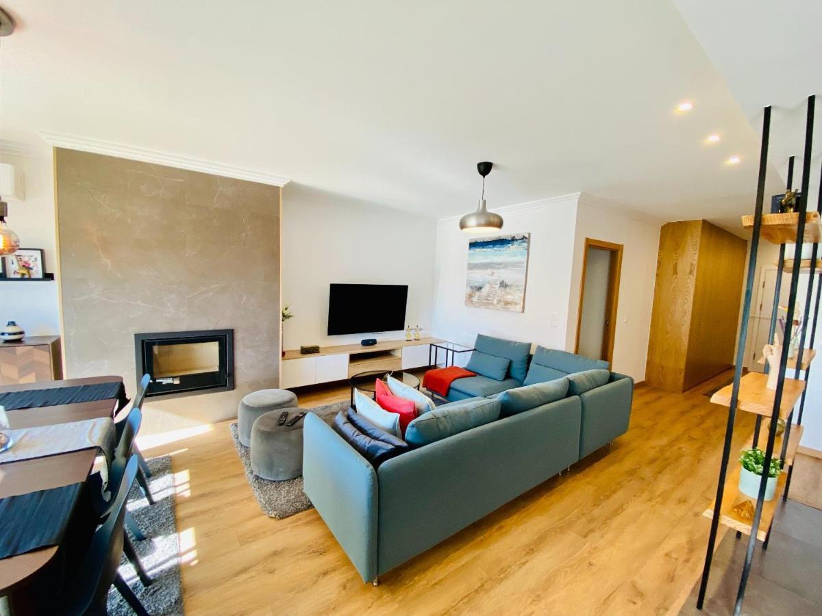 Lovely For Family And Group Of Friends Apartment Povoa de Santa Iria