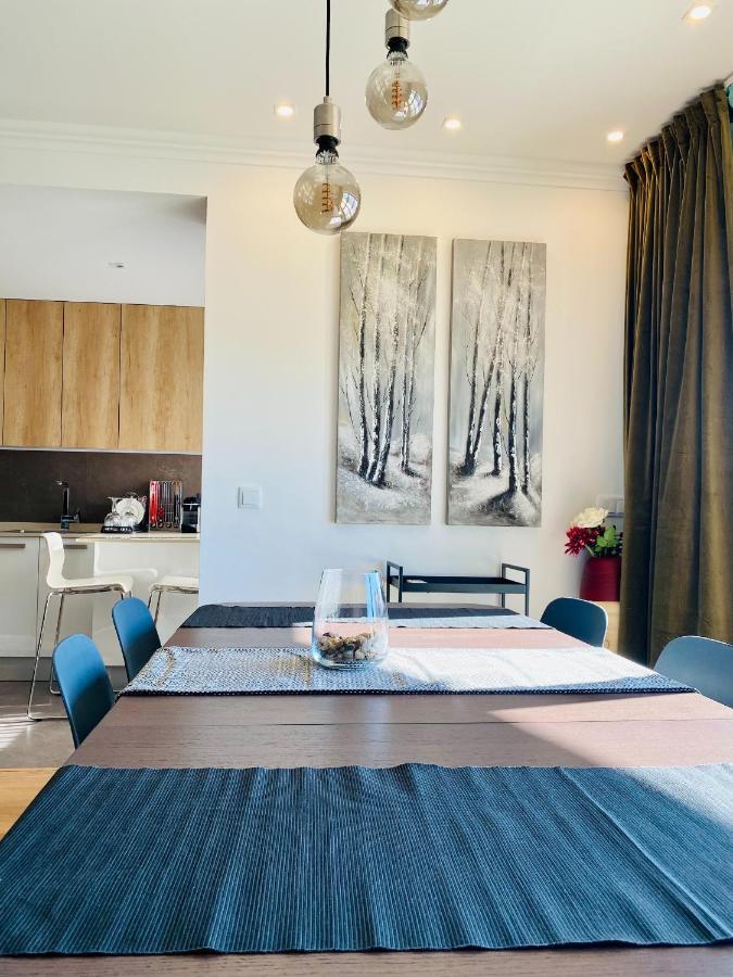 Lovely For Family And Group Of Friends Apartment Povoa de Santa Iria