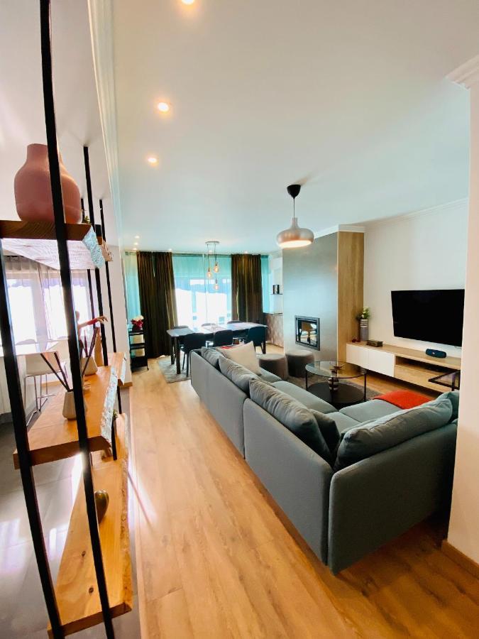 Apartment Lovely For Family And Group Of Friends