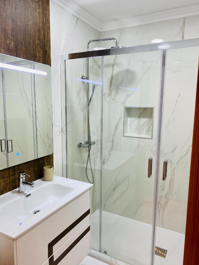 Apartment Lovely For Family And Group Of Friends Povoa de Santa Iria